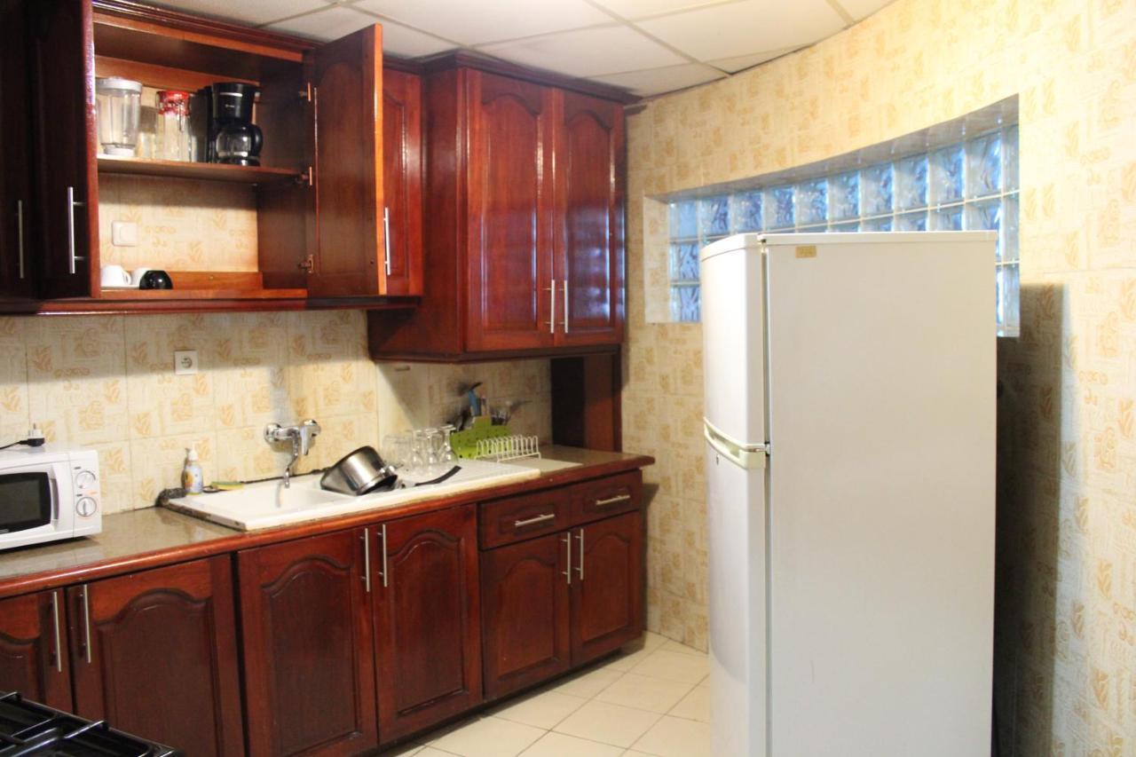 Residence Le Carat Дуала Екстериор снимка
