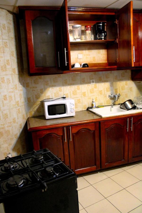 Residence Le Carat Дуала Екстериор снимка