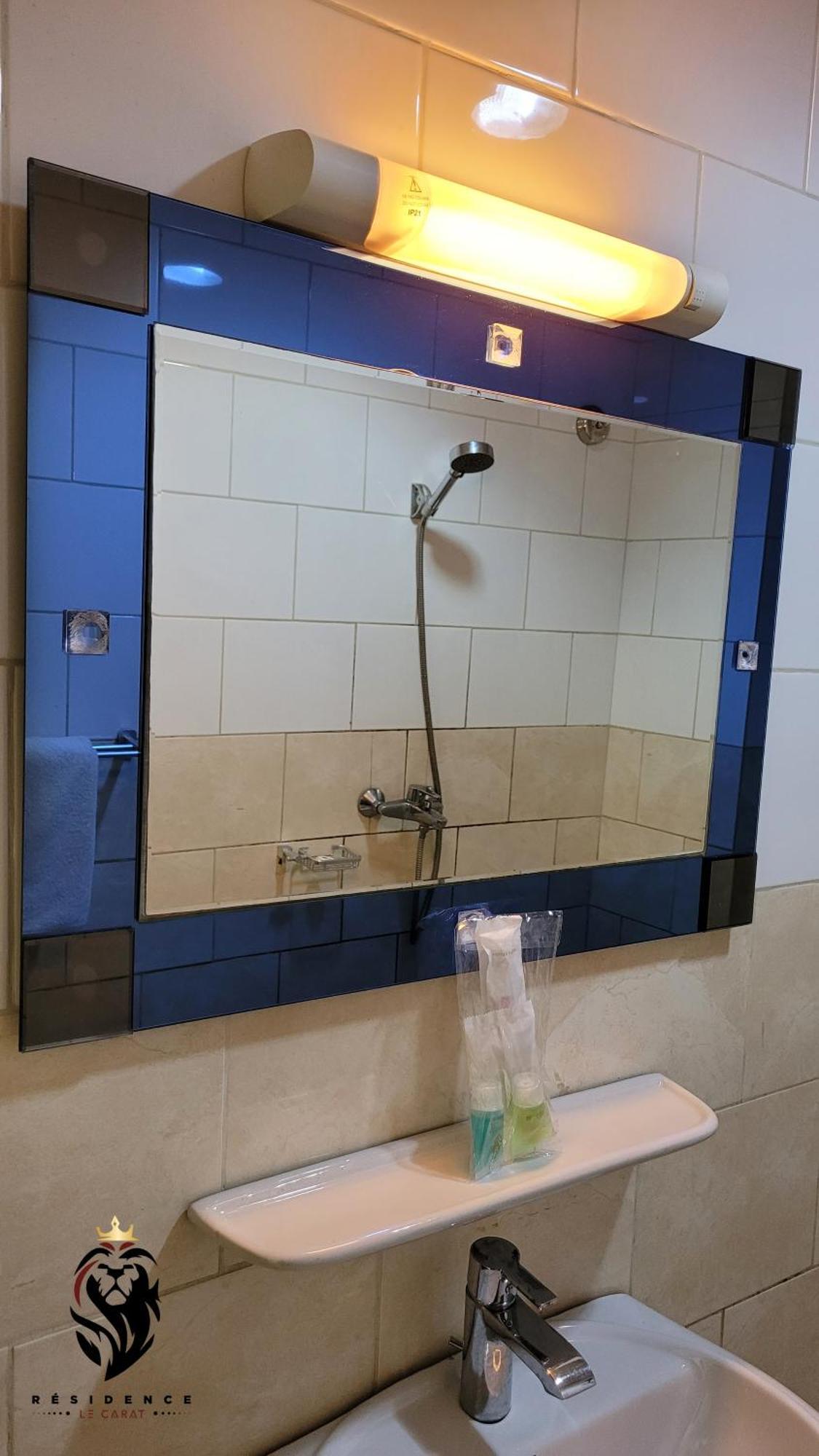 Residence Le Carat Дуала Екстериор снимка