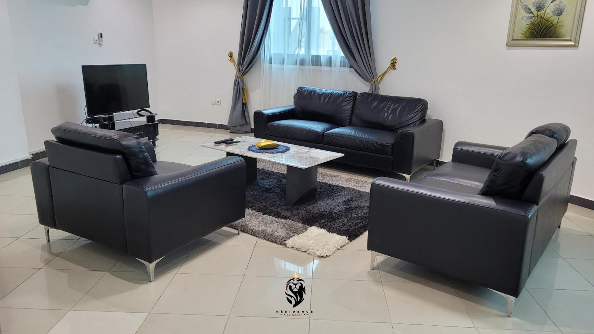 Residence Le Carat Дуала Екстериор снимка