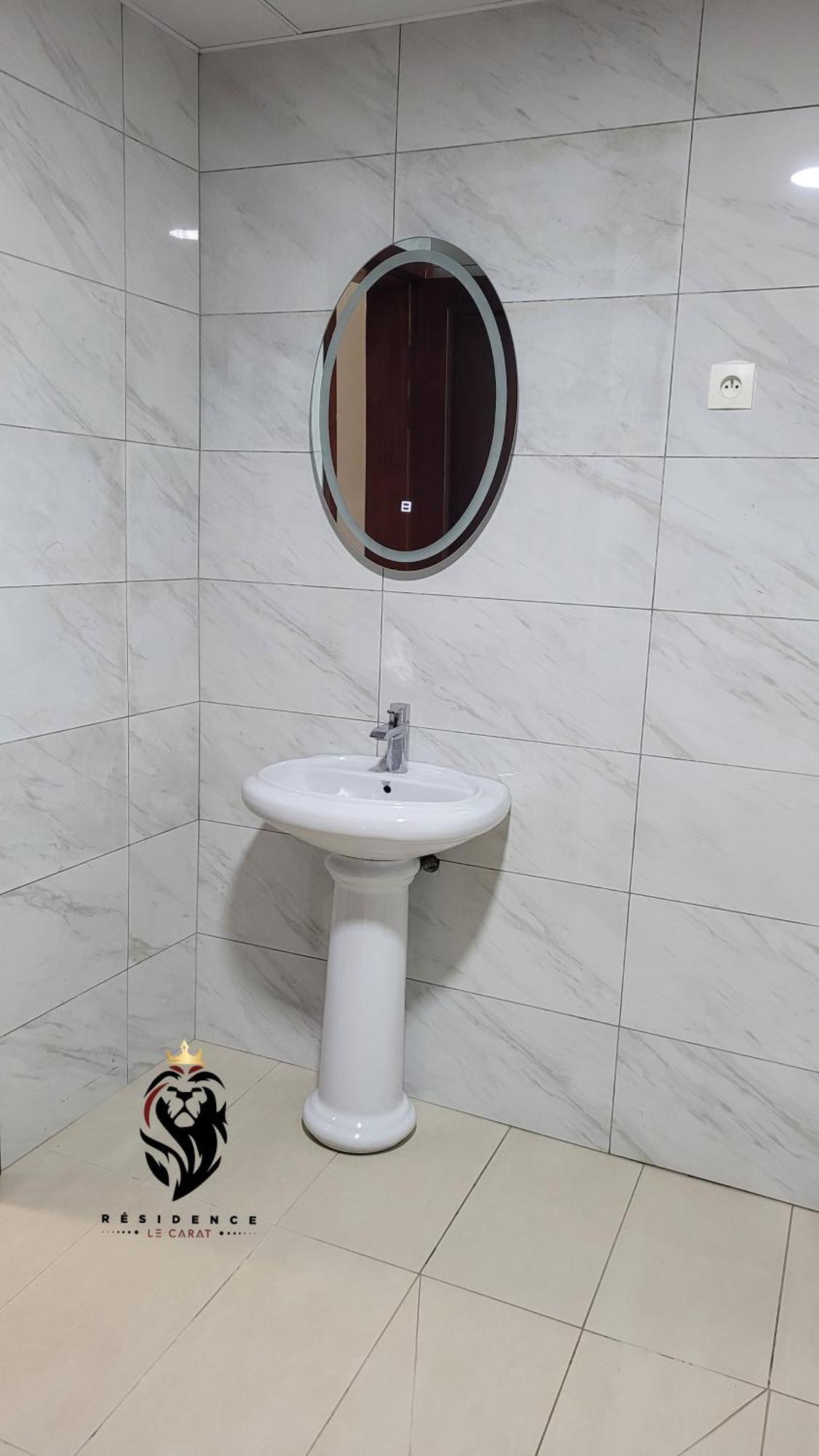Residence Le Carat Дуала Екстериор снимка